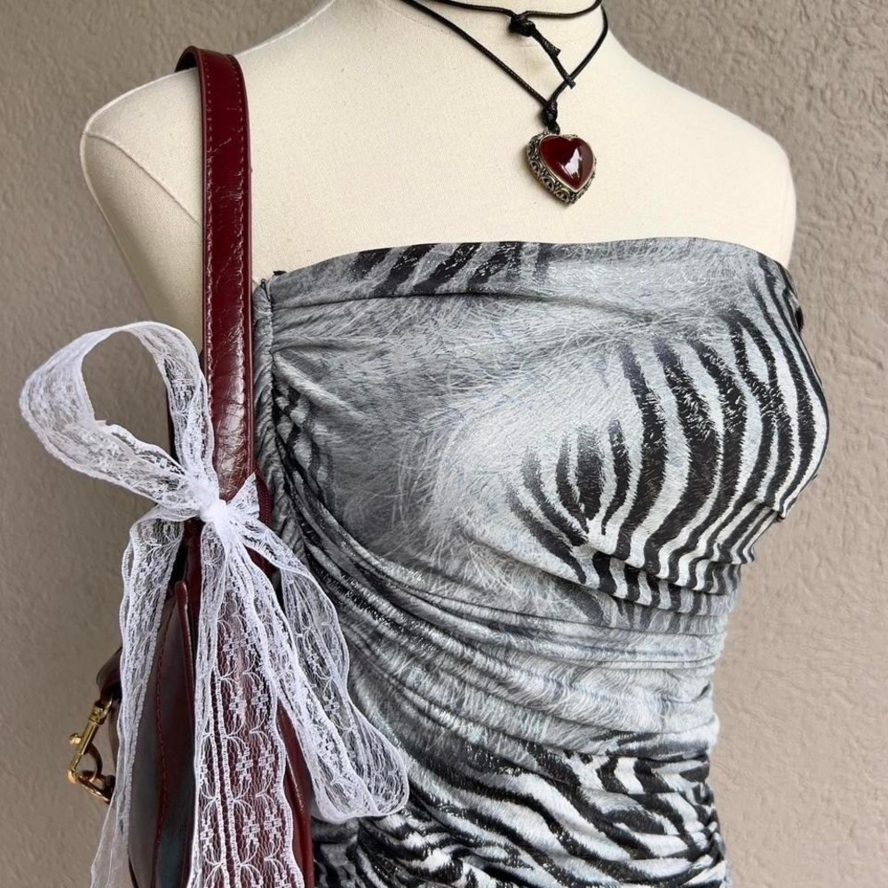 Y2K Zebra Print Mini Dress Fits XS Strapless Going Out Party Mob Wife - Picture 4 of 8